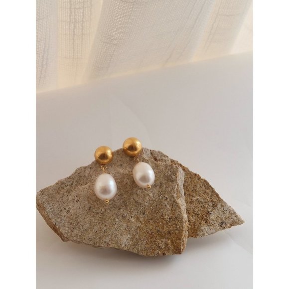 NEW 18K Gold Plated Freshwater Pearl Drop Earrings - Picture 8 of 10